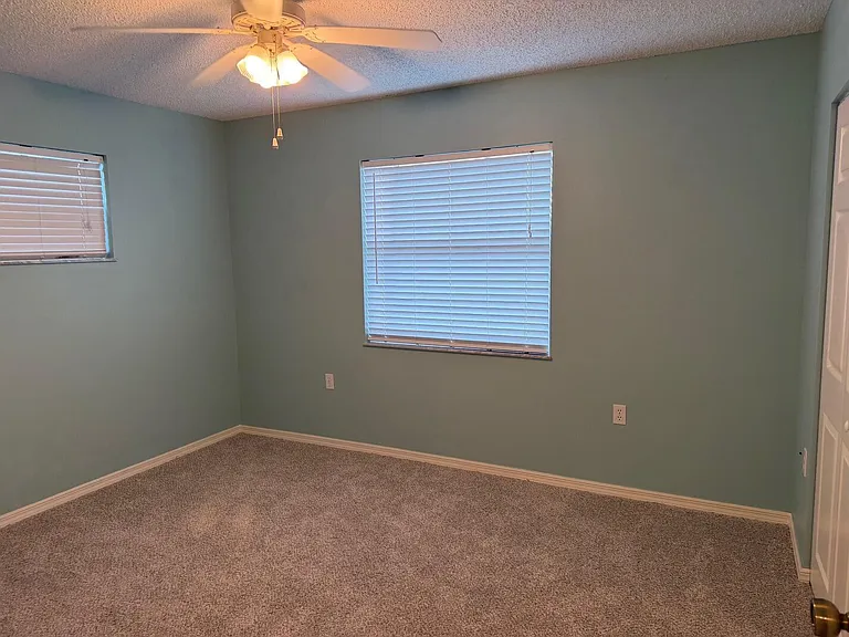 670 E Lake Jasmine Cir #106 — Photo 8
