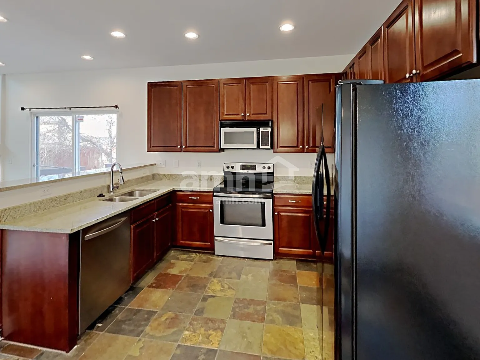 4 bed, 2.5 bath, 2279 sqft, $3,210 — Photo 3