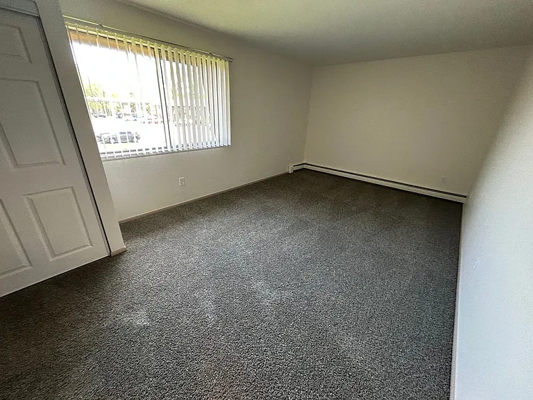 2320 Woodrow Ct — Photo 15
