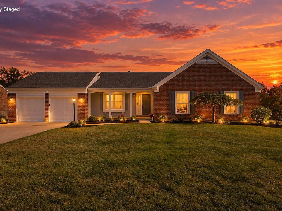1st image of 2312 Summerset Cir