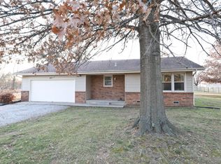 467 S Farm Road 89, Springfield, MO 65802