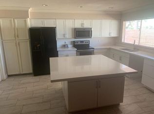 6814 S 45th Way, Phoenix, AZ 85042