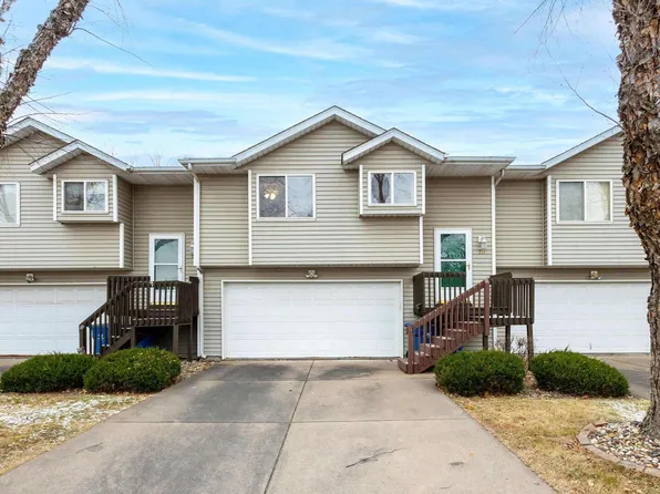 715 11th Avenue B Ct #B, Silvis, IL 61282