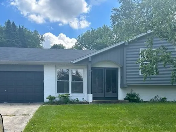 371 S Hawthorne St, Elgin, IL 60123