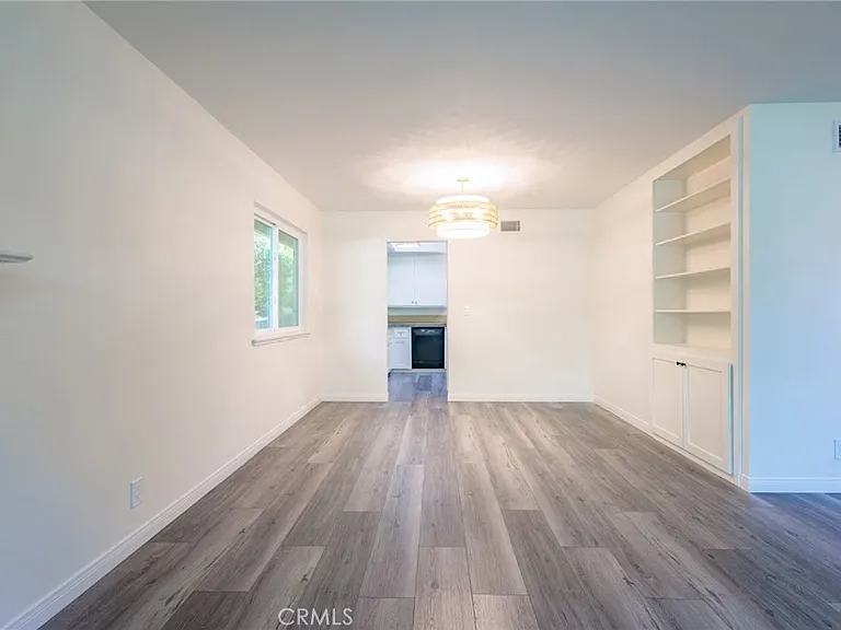 25342 Hugo Rd — Photo 6