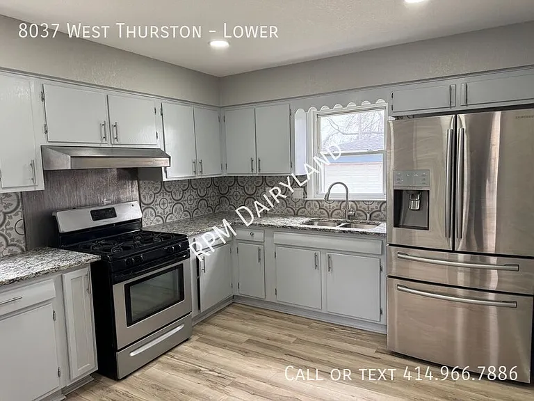 8037 W Thurston Ave #LOWER — Photo 2