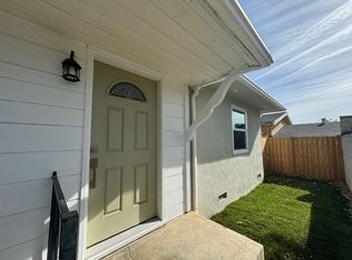 1520 N Fair Oaks Ave, Pasadena, CA 91103