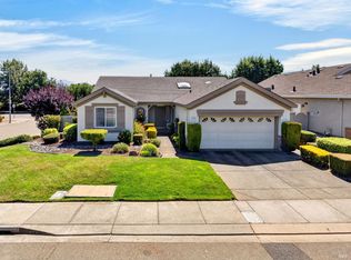 221 Red Mountain Drive, Cloverdale, CA 95425