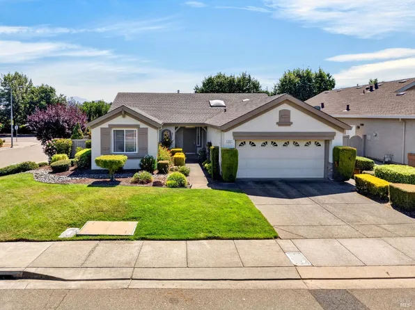 221 Red Mountain Drive, Cloverdale, CA 95425