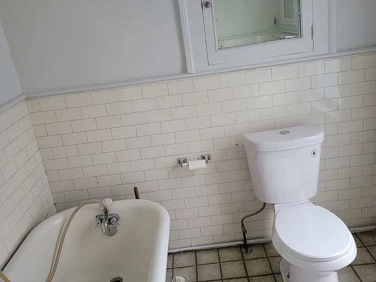 884 Elmwood Ave #4 — Photo 11