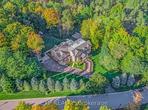 19 Glenhill Trl, Whitchurch Stouffville, ON L4A 1L9