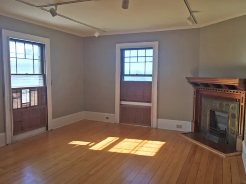 4 bed, 1.5 bath, $4,480 — Photo 3
