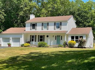 16 Jenny Ln, Jackson, NJ 08527