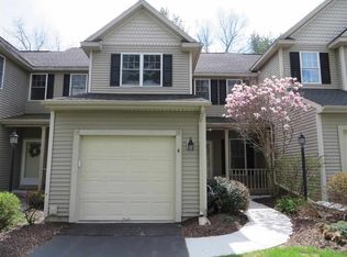 6 Killarney Ct, Saratoga Springs, NY 12866