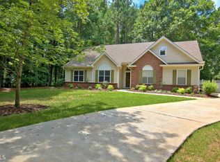 30 Racines Cir, Sharpsburg, GA 30277