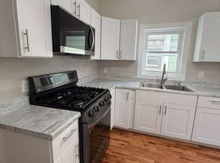 75 Warner Ave #1, Jersey City, NJ 07305