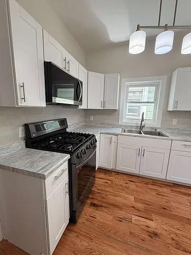 75 Warner Ave #1 Photo 1