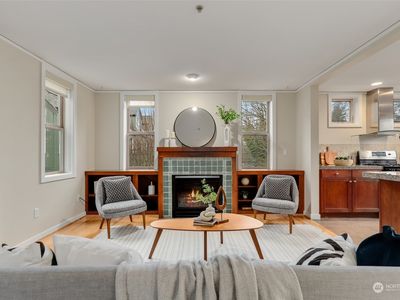 1310 N Lucas Place #505, Seattle, WA, 98103