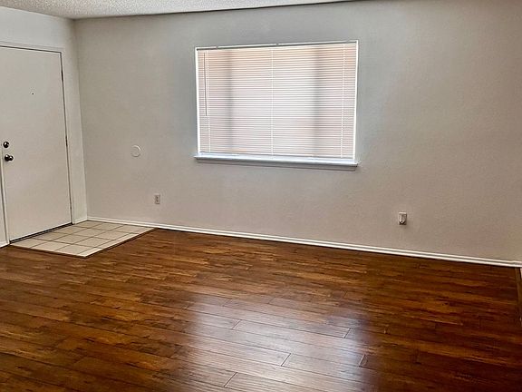 3rd image of 13890 Juniper St APT A