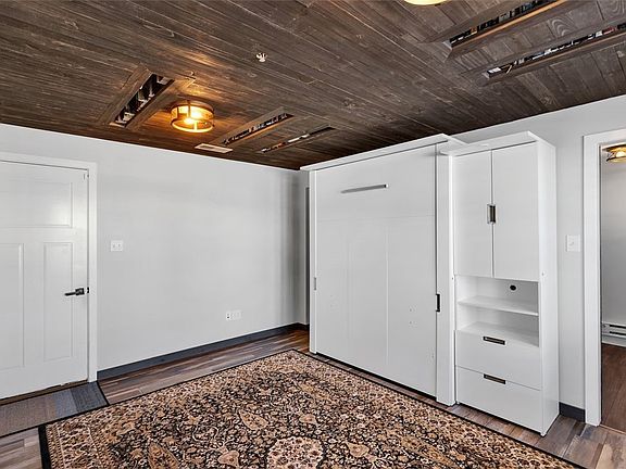 5th image of 608 Amarth Ln