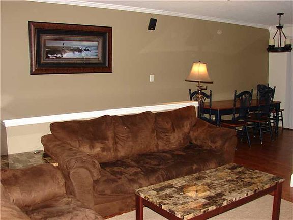 3rd image of 200 S Langley Dr
