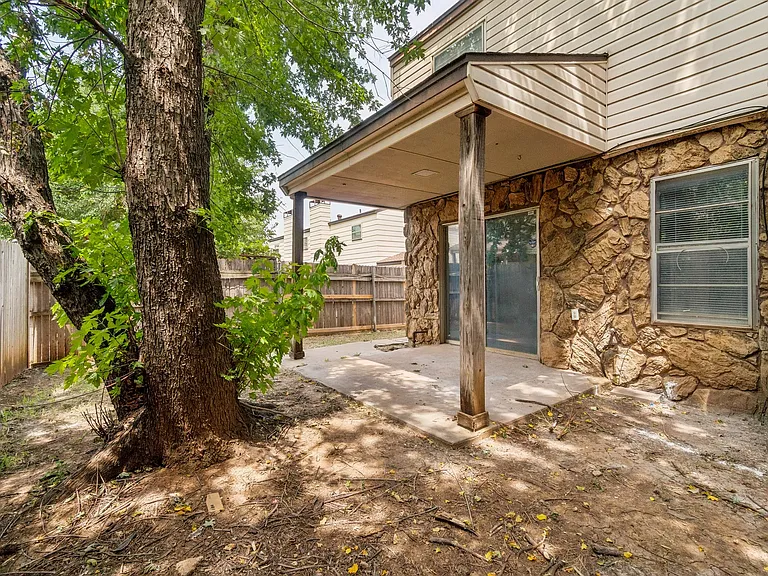 3510 Wynn Cir #3510 — Photo 13