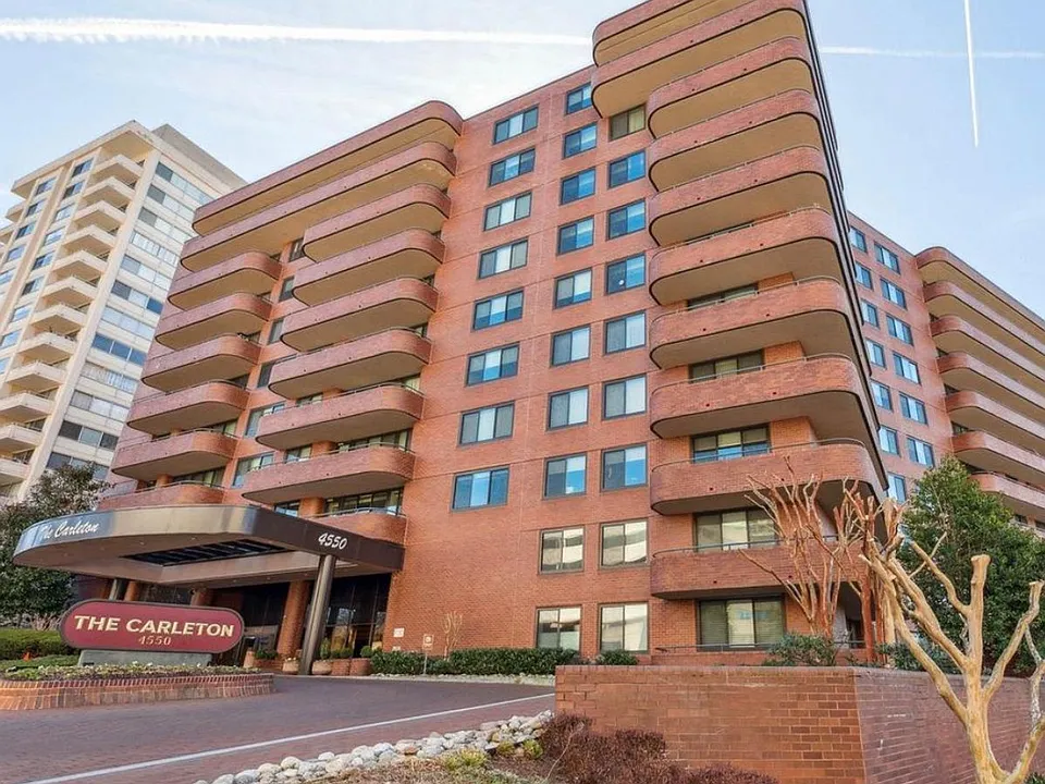 4550 N Park Ave #203