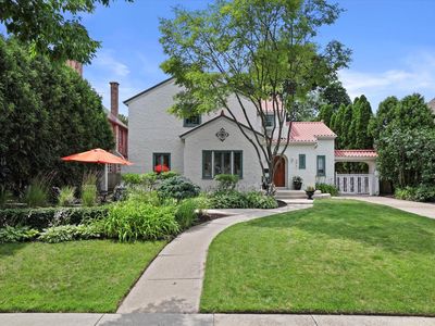 4475 North Maryland Ave, Milwaukee, WI, 53211