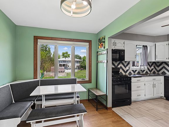 5th image of 7422 162nd St