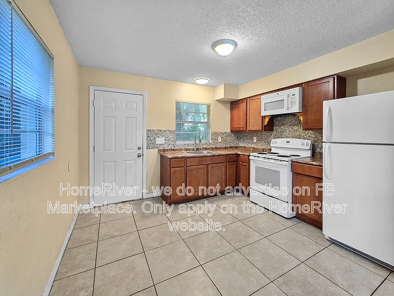 1111 Tuskegee St #A — Photo 7