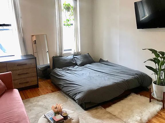 2nd image of 1575 3rd Ave APT 2D