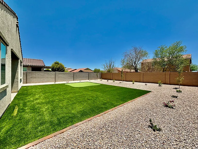 1549 E Kingman Pl — Photo 5