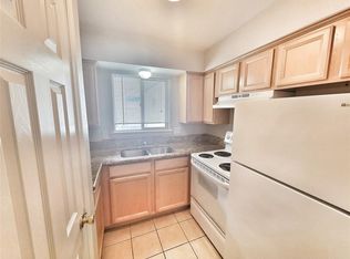 1522 Yale St #18, Houston, TX 77008