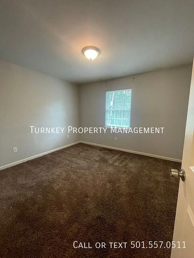 8906 Morris Manor Dr Unit 2 -- Half Off First Month's Rent !! — Photo 3