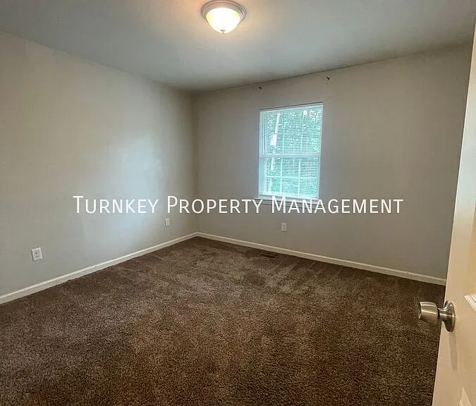 8906 Morris Manor Dr #4 — Photo 6