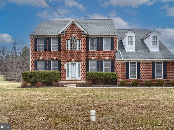 10008 Village Green Dr, Woodstock, MD 21163