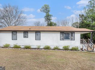 4034 Beaver Rd, Loganville, GA 30052
