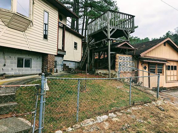 2nd image of 149 Ida Ln