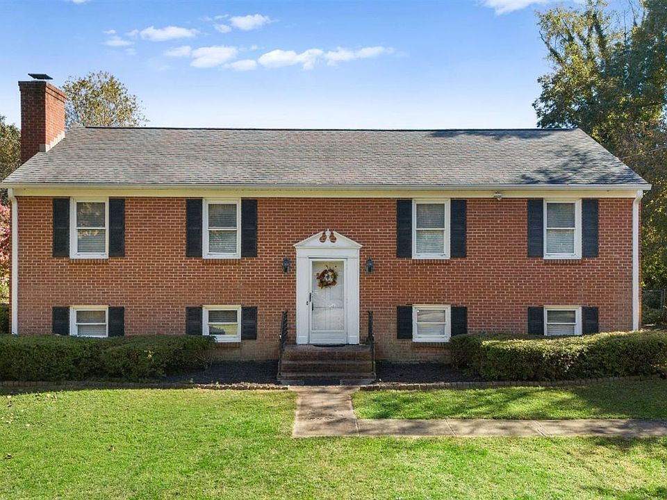1st image of 402 Kirkley Cir