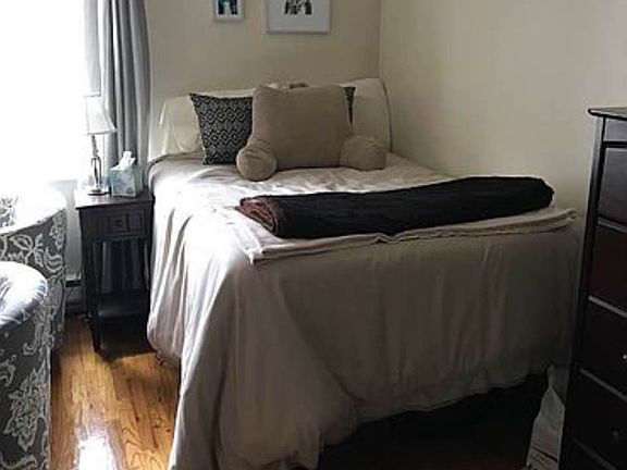 3rd image of 340 E 85th St #2D