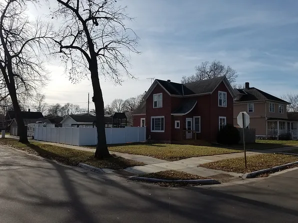 1432 Johnson St, La Crosse, WI 54601