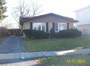 9037 Oriole Ave, Morton Grove, IL 60053