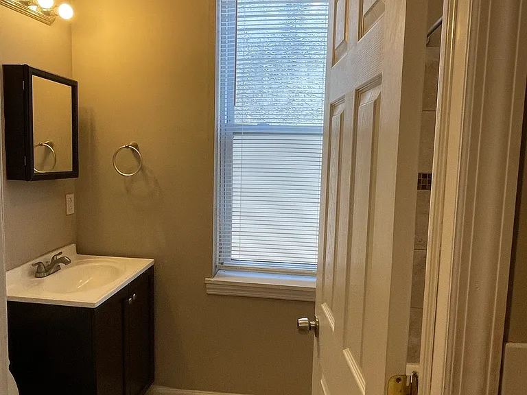 1826 Willington St #A — Photo 10