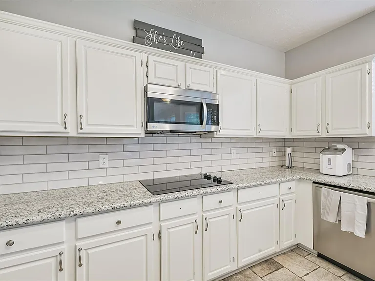 20422 Maple Meadows Ct — Photo 20