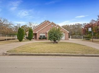 5112 Knight Dr, Fort Worth, TX 76140