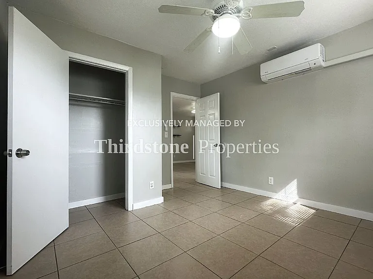 1930 Park St #A — Photo 7