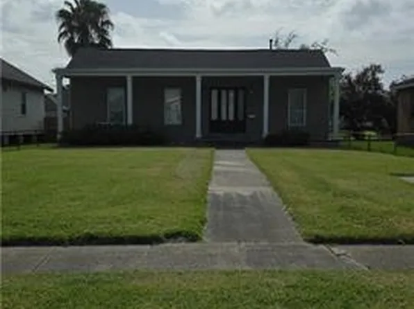 5815 Catina St, New Orleans, LA 70124