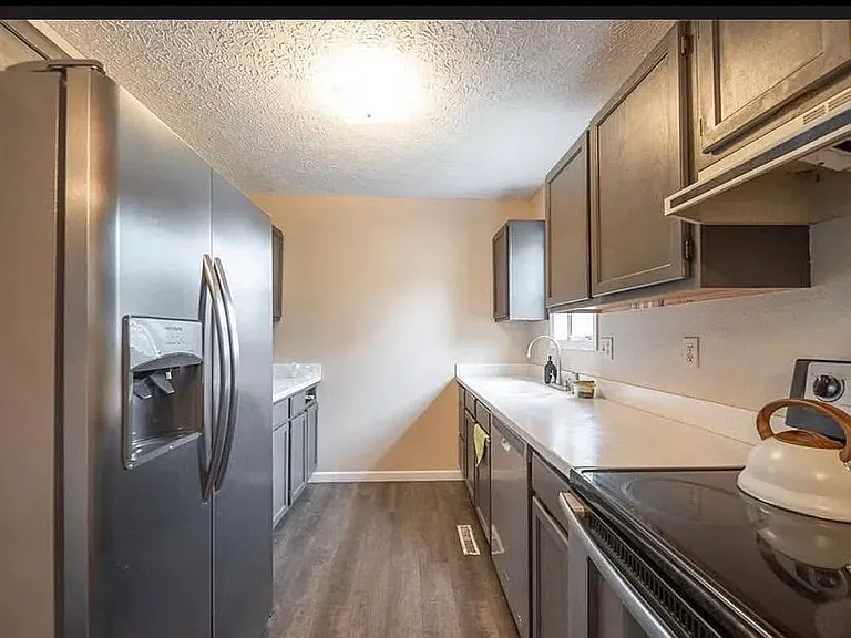 24010 Turtle Ln — Photo 4