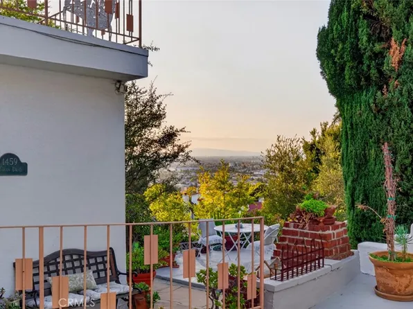 1459 Marion Dr, Glendale, CA 91205