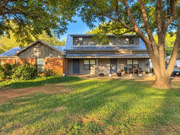 1807 S Jackson St, Palestine, TX 75803